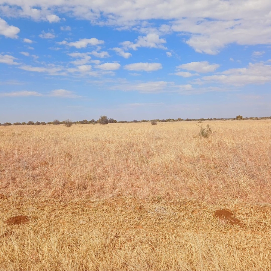  Bedroom Property for Sale in Bloemhof Rural North West